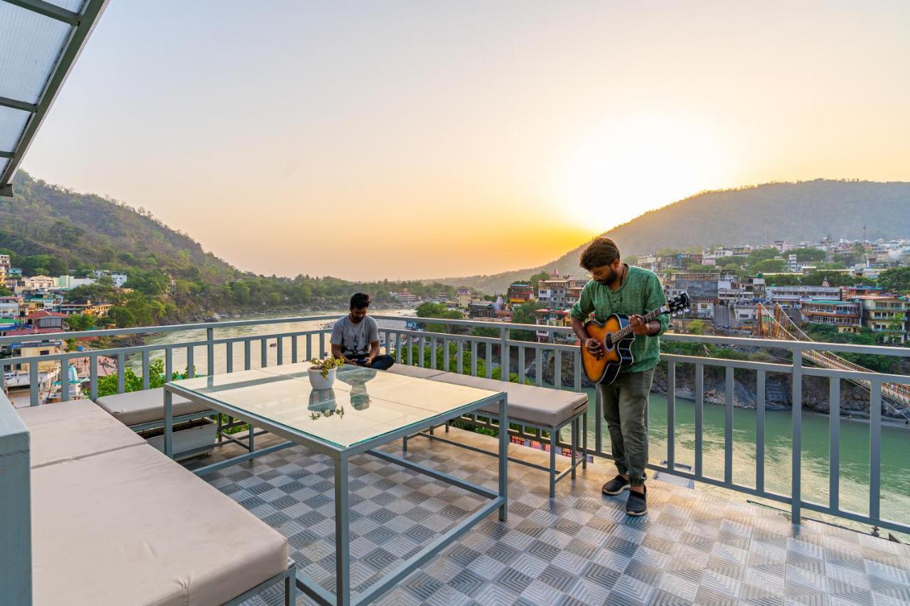 A Pousada Madpackers Rishikesh Laxman Jhula Exterior foto
